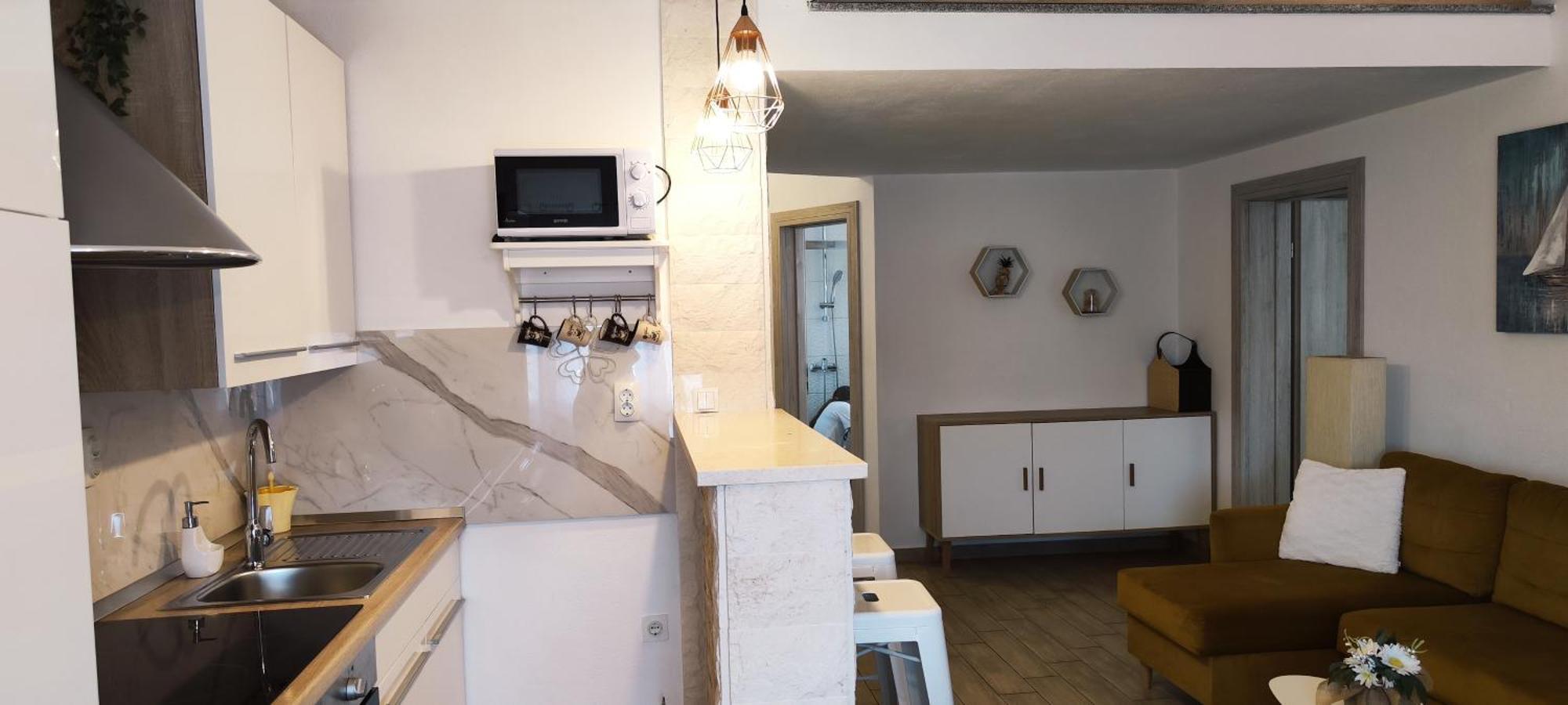 Aurora Apartment