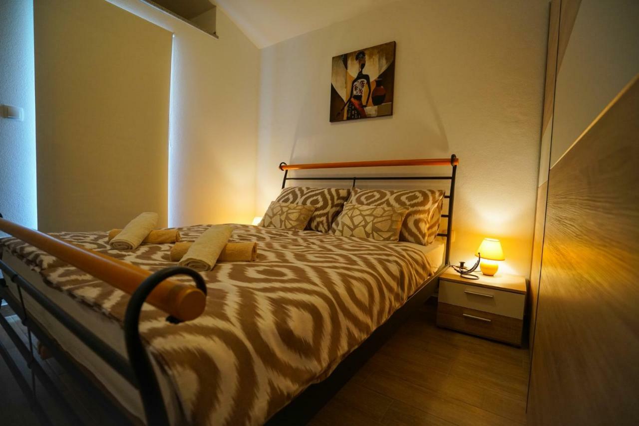 Aurora Apartment